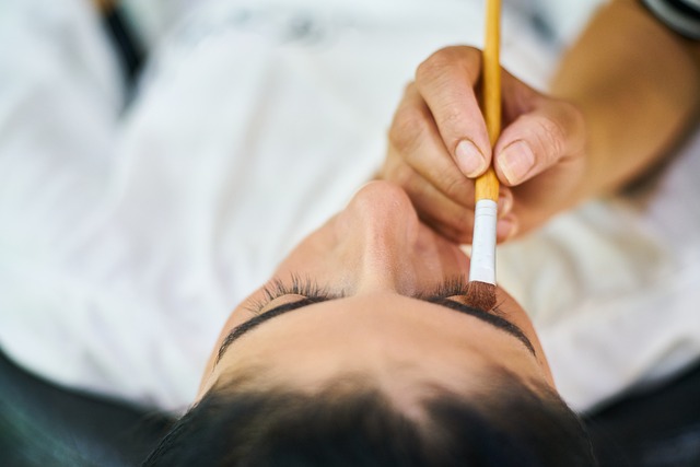 Contouring: i consigli per valorizzare lo sguardo